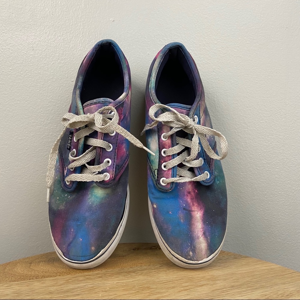 Vans Galaxy Low Top Sneakers